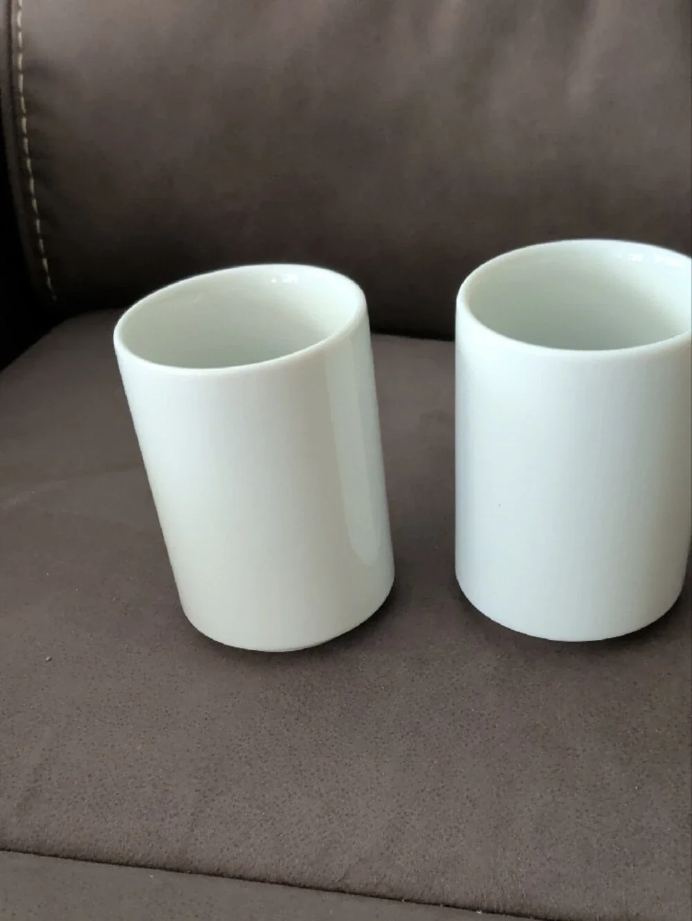 Ceramic Japanese Wave & Mount Fuji Tea Cups - Red and Blue